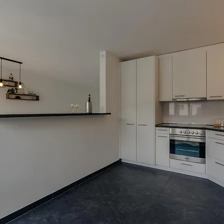 Apartment In The City Center With Free Parking Biel Exterior photo