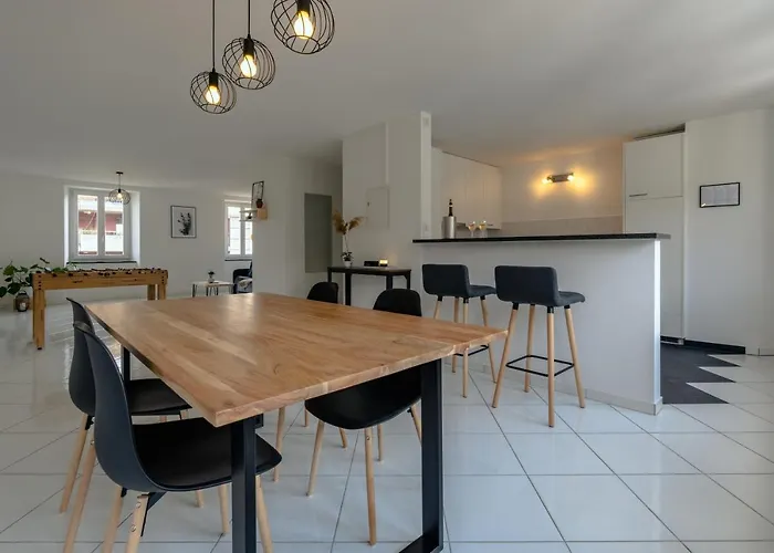 Apartment In The City Center With Free Parking