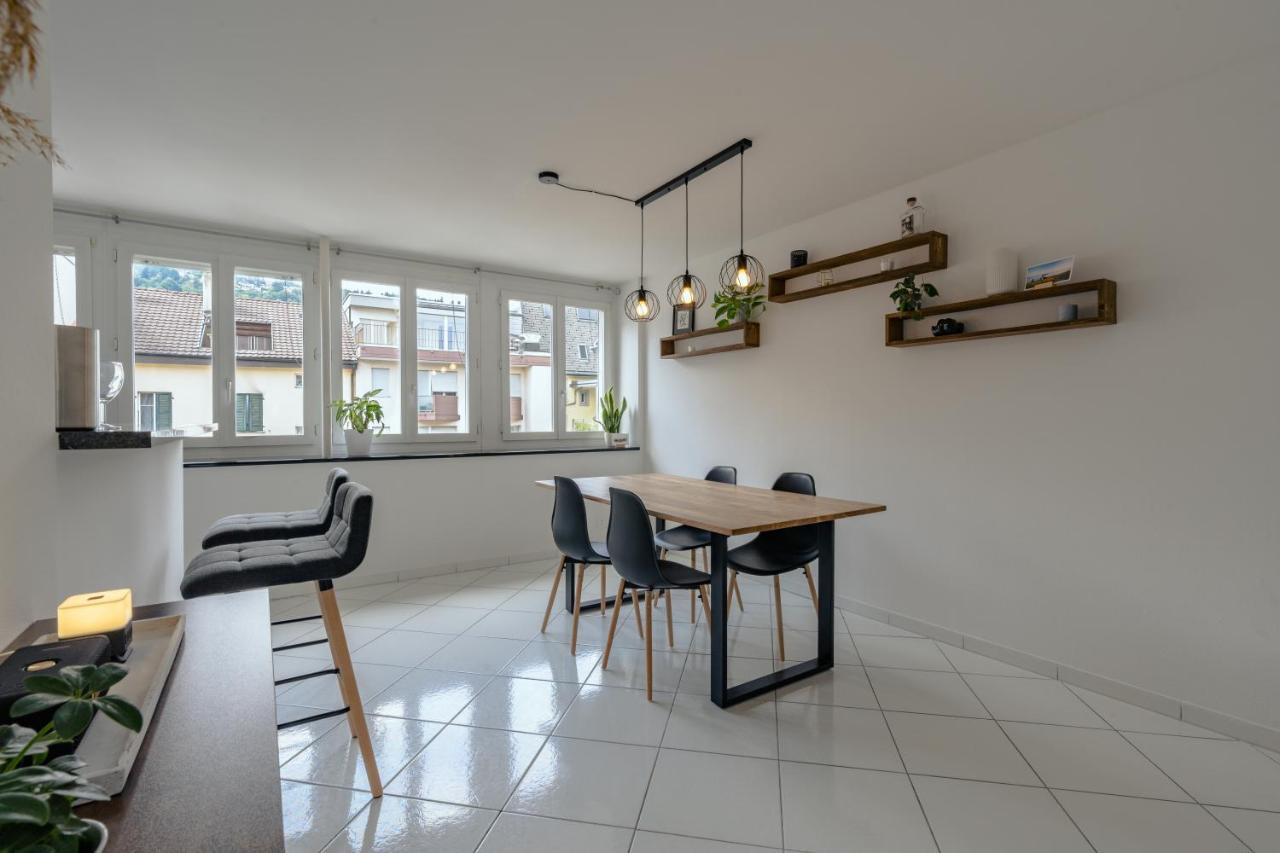 In The Center With Free Parking Appartement