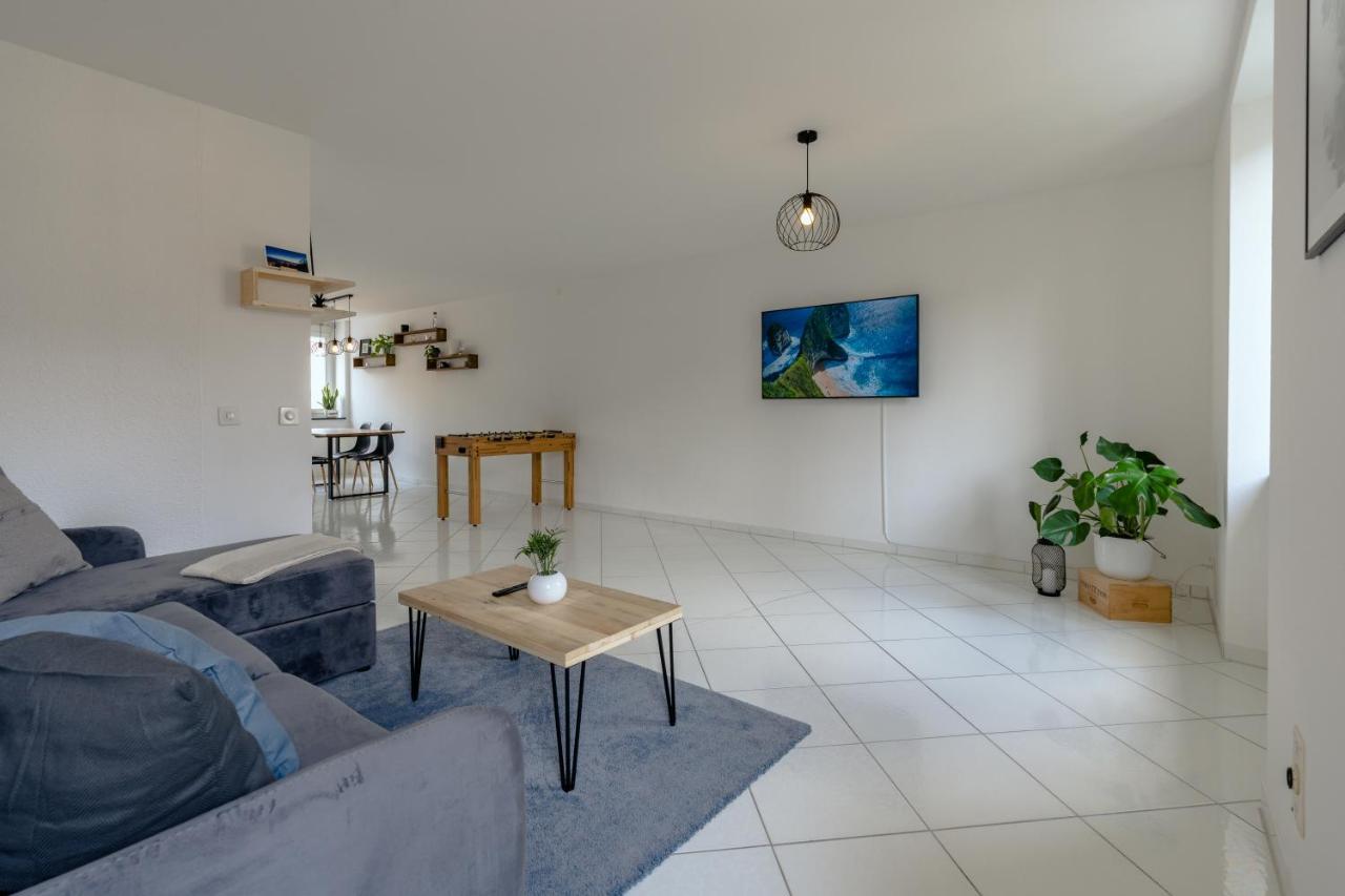 Apartment In The Center With Free Parking *